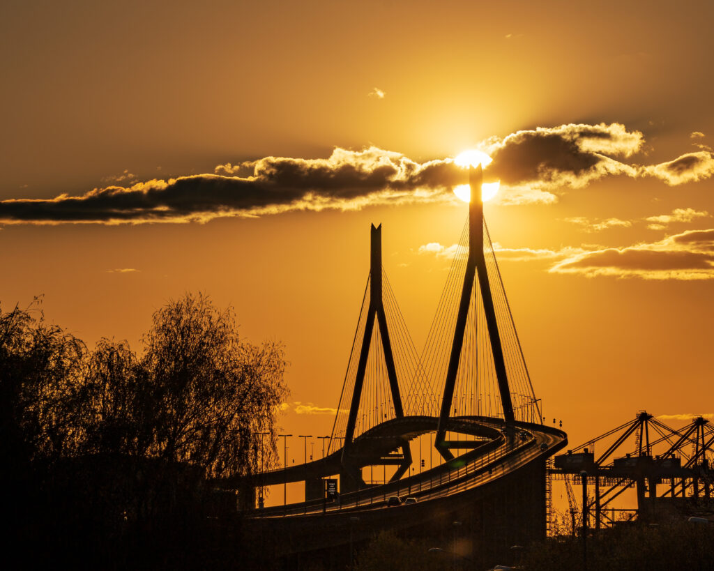 Köhlbrandbrücke